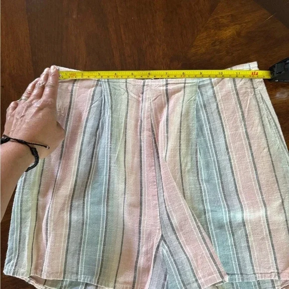 Show Me Your MuMu - Sawyer Shorts Pastel Striped - Size Small - Picture 8 of 10